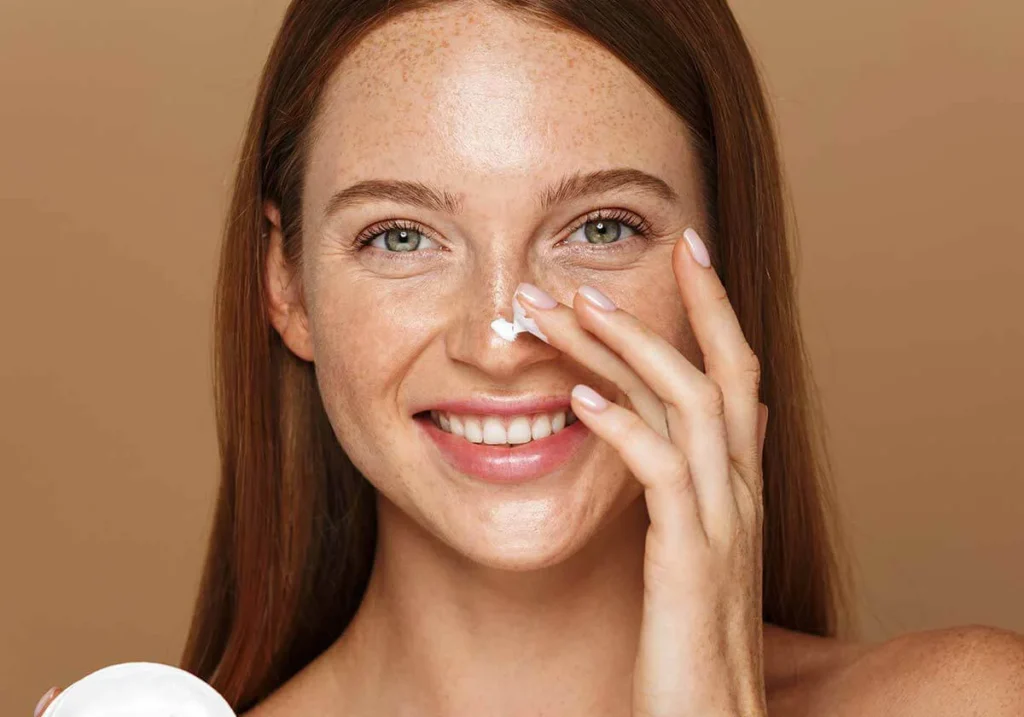 Natural Skincare for Sensitive Skin by Hydration and Moisturization